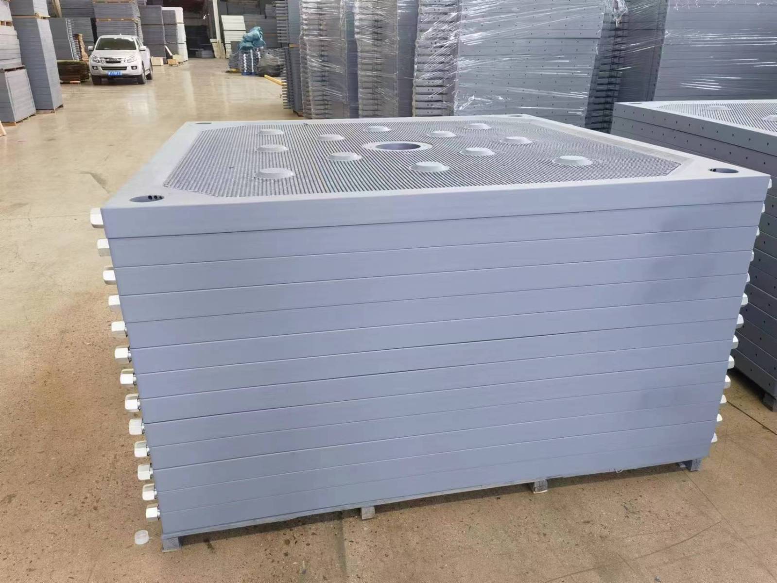 角進(jìn)料濾板